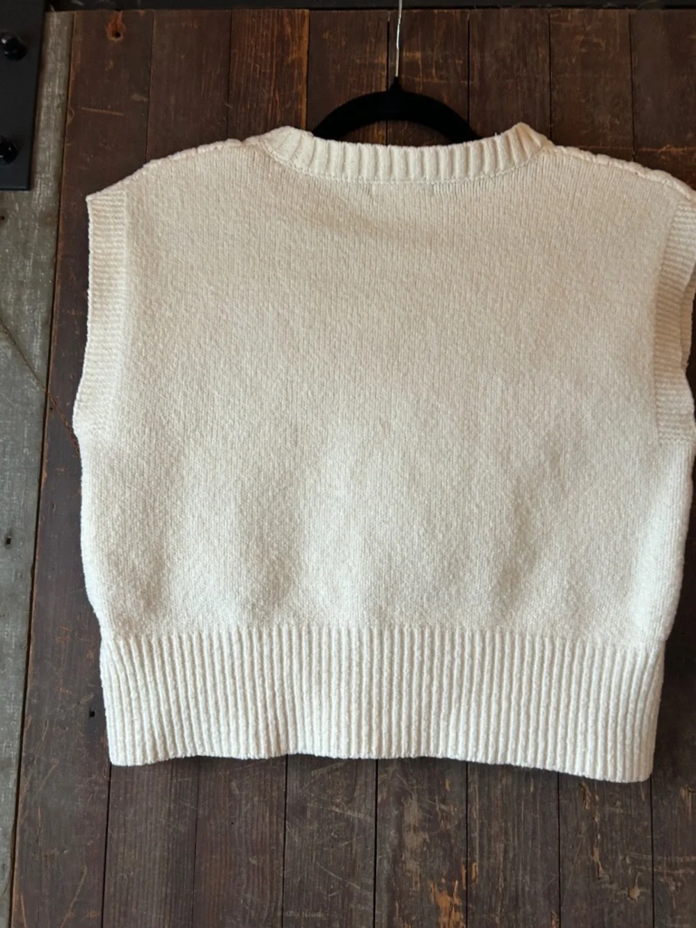 Sincerly Jules Cream Cable Knit Sleeveless Crew Sweater Vest - Picture 5 of 9